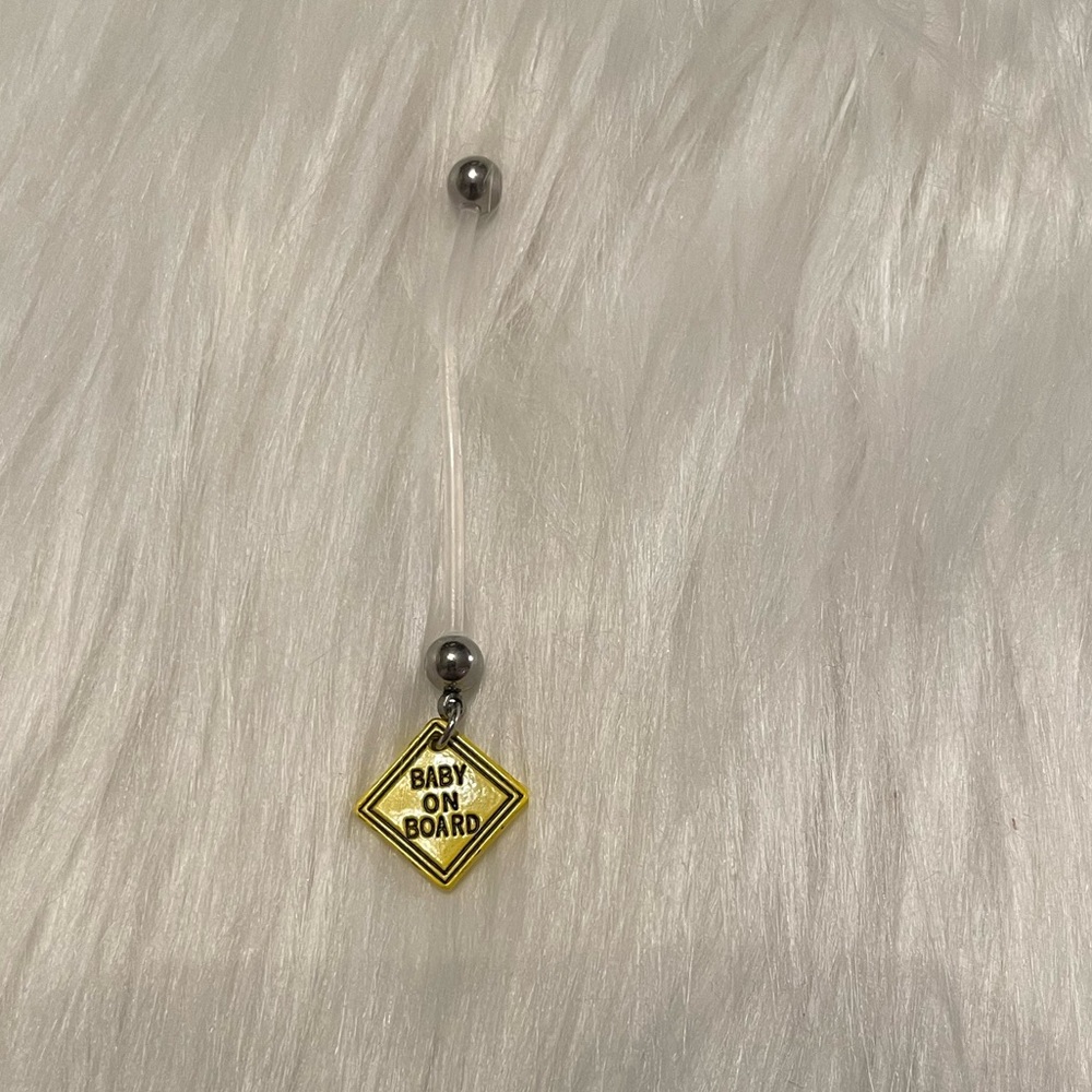 BNWOT Baby on Board Bellybutton Ring